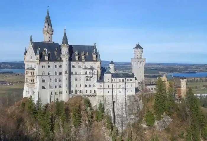 Schloss Neuschwanstein: Märchenschloss, Geschichte & Besuchertipps