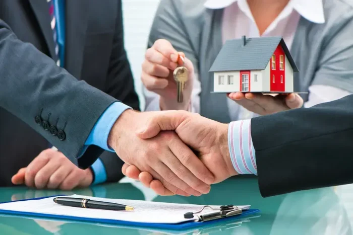 Haus verkaufen und wohnen bleiben: Immobilienrente als Chance nutzen
