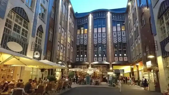 Hackesche Höfe Kino: Berlins charmantes Programmkino entdecken