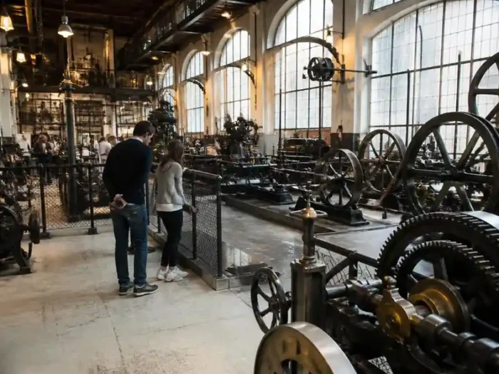 Das haus der 1000 maschinen köln entdecken: ein besuchertipp