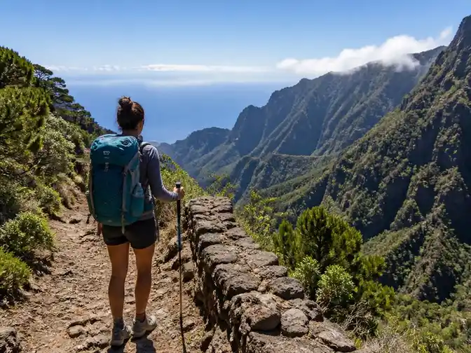 Odkryj uroki wyspy La Palma: jak zaplanować piesze wędrówki samodzielnie